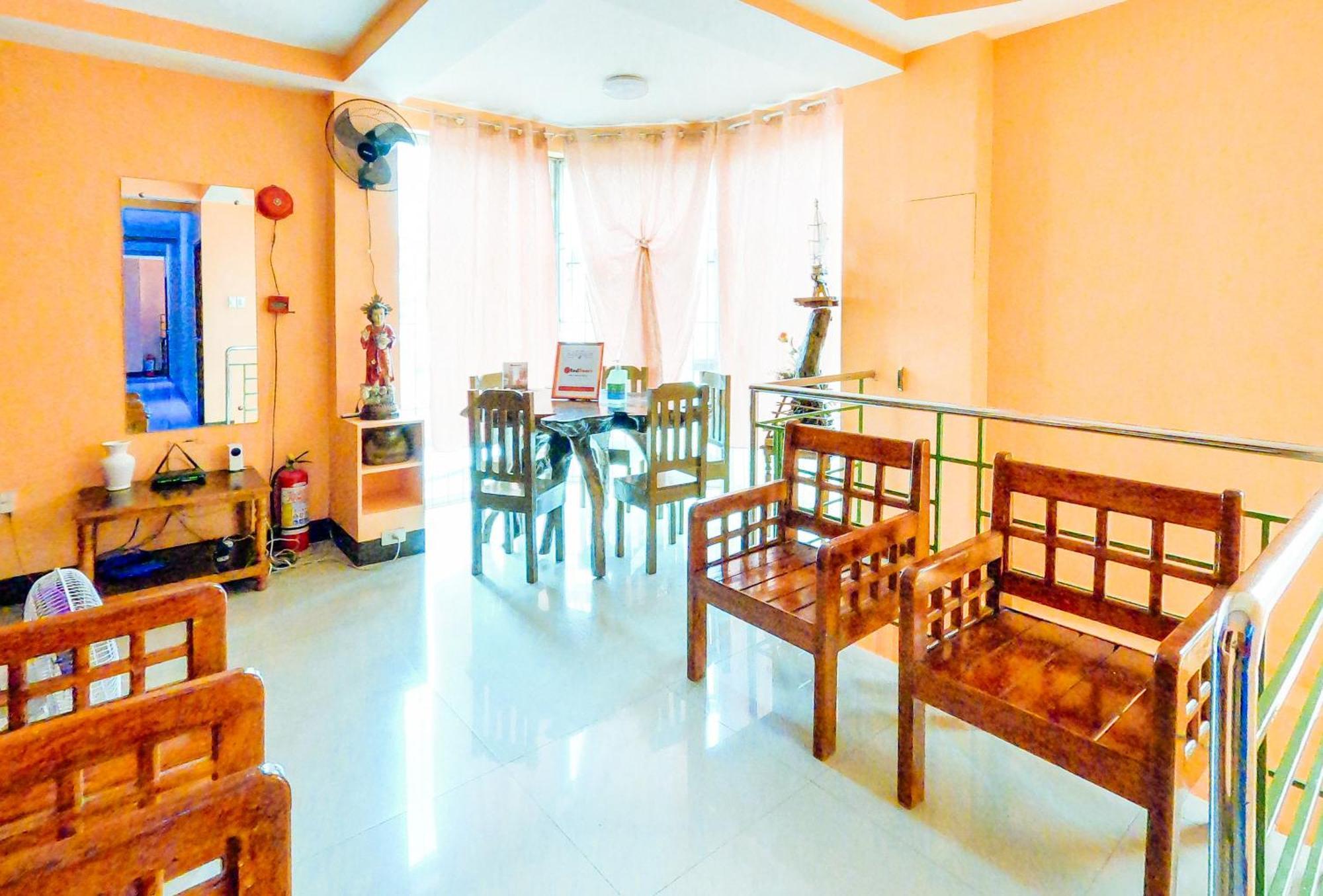 Reddoorz @ Pamaong Street Hotel Tagbilaran City Exterior foto